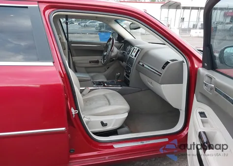 2010 Chrysler 300C Hemi z USA, uszkodzony, nr VIN 2C3CA6CT7AH126408